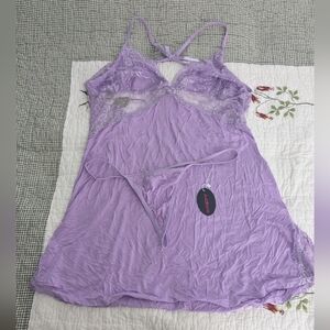Elegant Lavender Lace Chemise Set